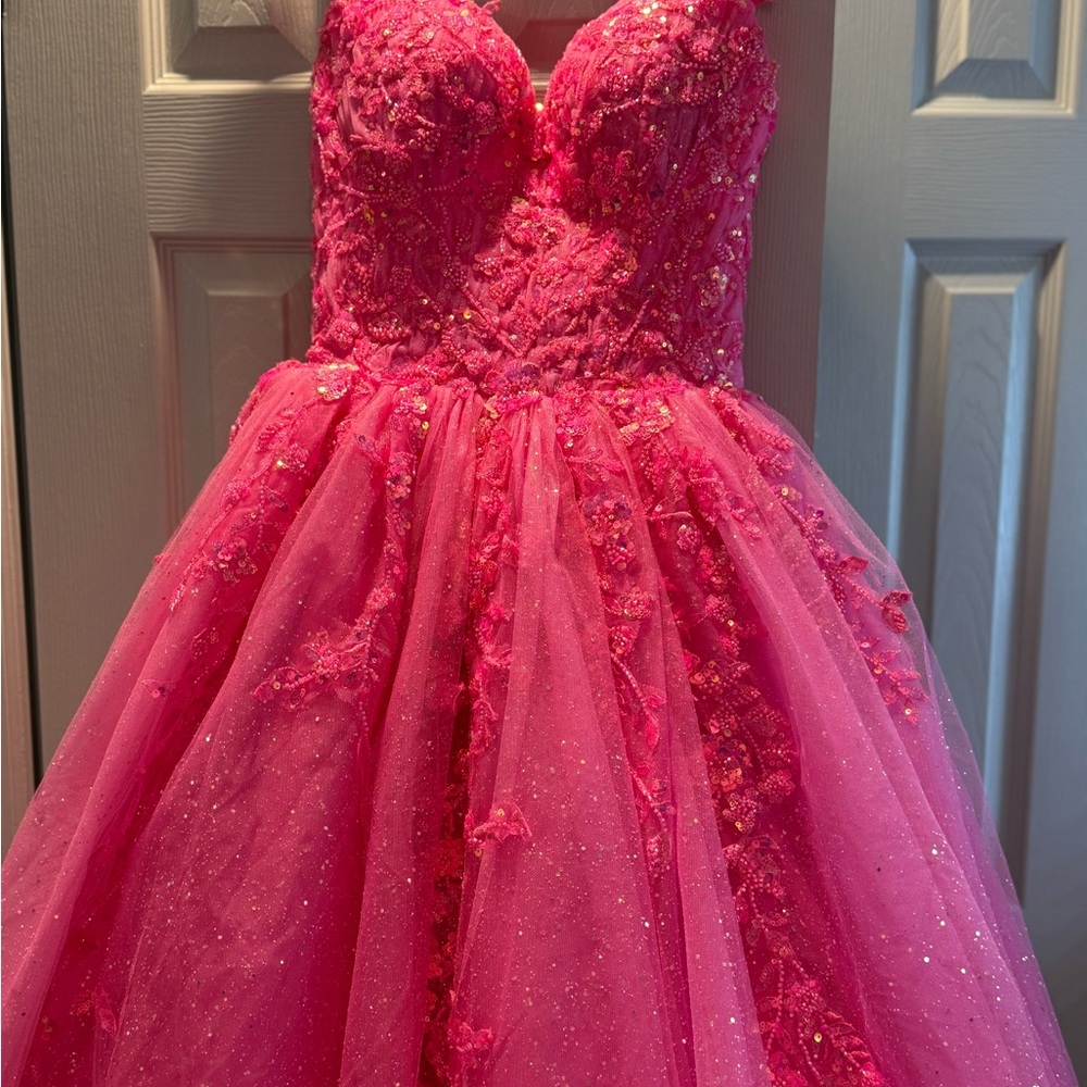 Elegant Pink Prom Dress - Picture 6 of 10